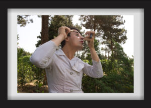 Lavizan Forest Park (east of Tehran). She says she wants to wear “feminine” clothes. However, there is no place where she can easily get changed so she has to go to places which are not crowded. She wears makeup everyday, but, because of her masculine clothing, she is bullied on the street. In order to change her state of mind, she goes to places like Lavizan Forest Park. Some people in society treat her badly because of her soft voice and way of dressing. 22.06.2016