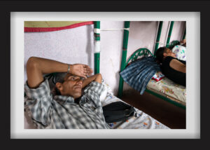 Mohsen is resting on one of the beds in the shelter. He says he does not have much time to stay here, and he must leave the shelter at around 8 am. It has been several months that he gets exhausted more quickly as a result of his low CD4 count. 28.05.2015