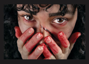 As a child, Zara used to enjoy the kindness people showed as a result of her curly hair. After a while, people started to call her by words such as “sheep” or “frizzy hair”. She was even forced to shave her hair at two points in her life by her paternal relatives. Zara is a musician and she works as a trainer which is how she makes a living. She is a professional break-dancer. She says there is a saying among curly-haired people which suggests there are two types of people those who have curly hair and those who wish they had curly hair.